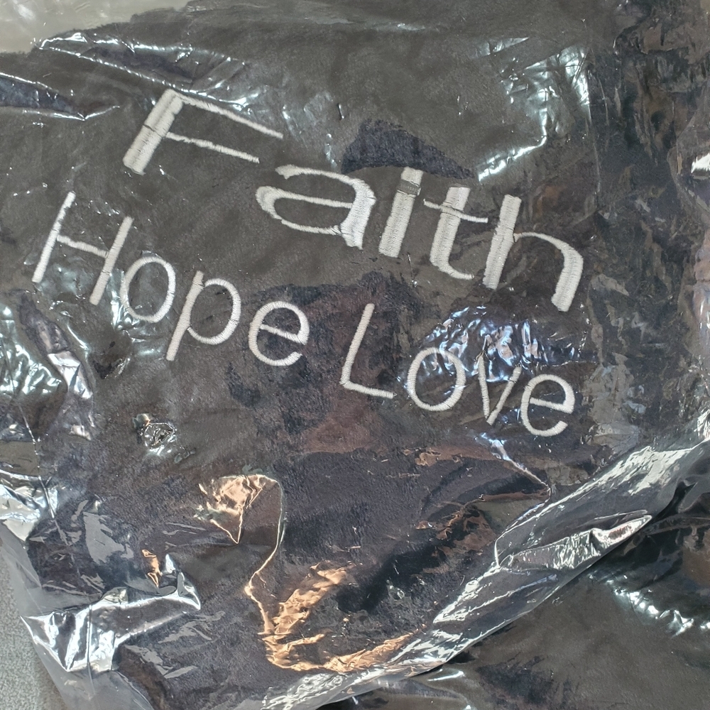 Embroided Throw - Picture 3 of 3